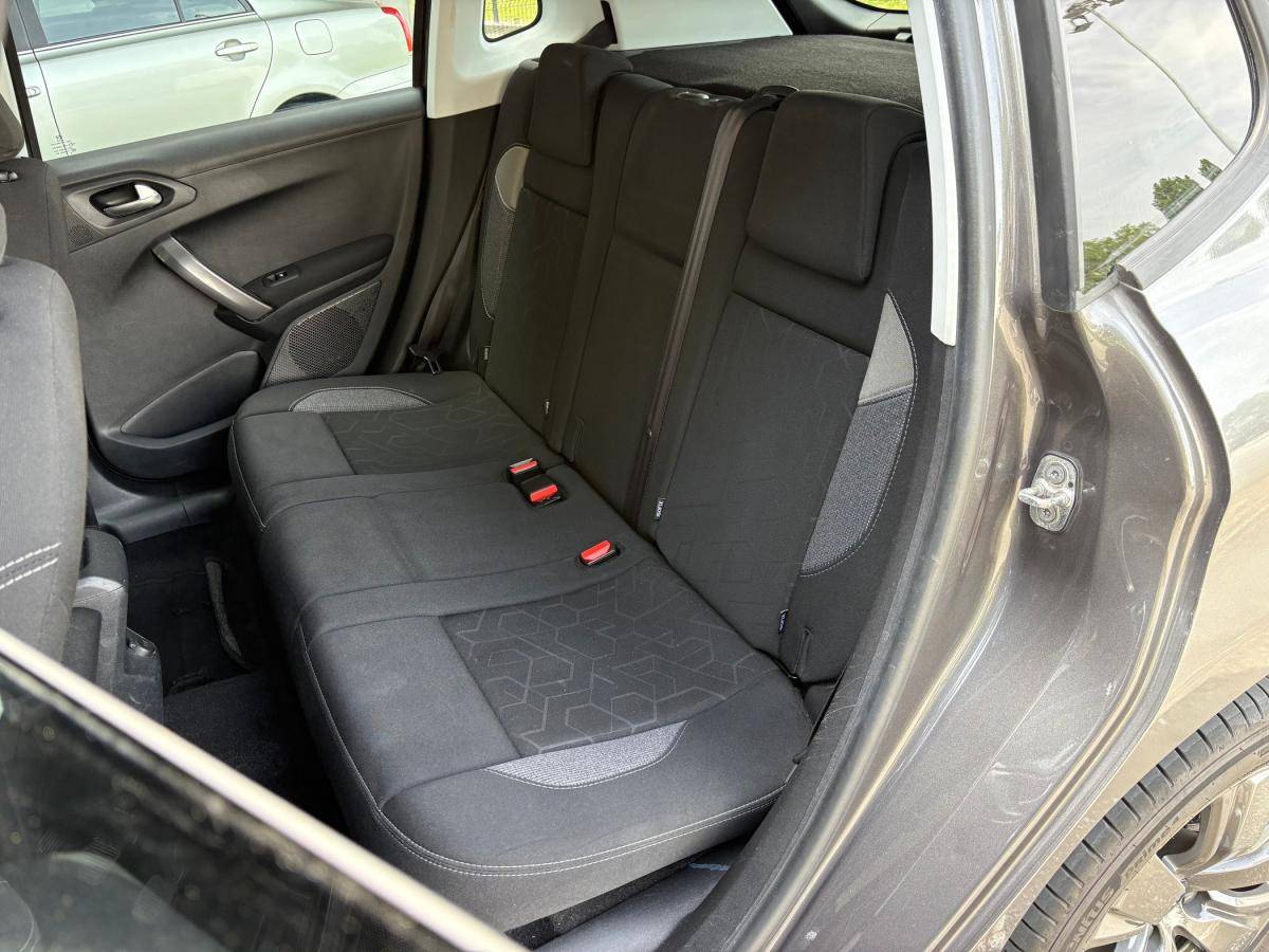 peugeot-2008-2017-gasolina-1199cc