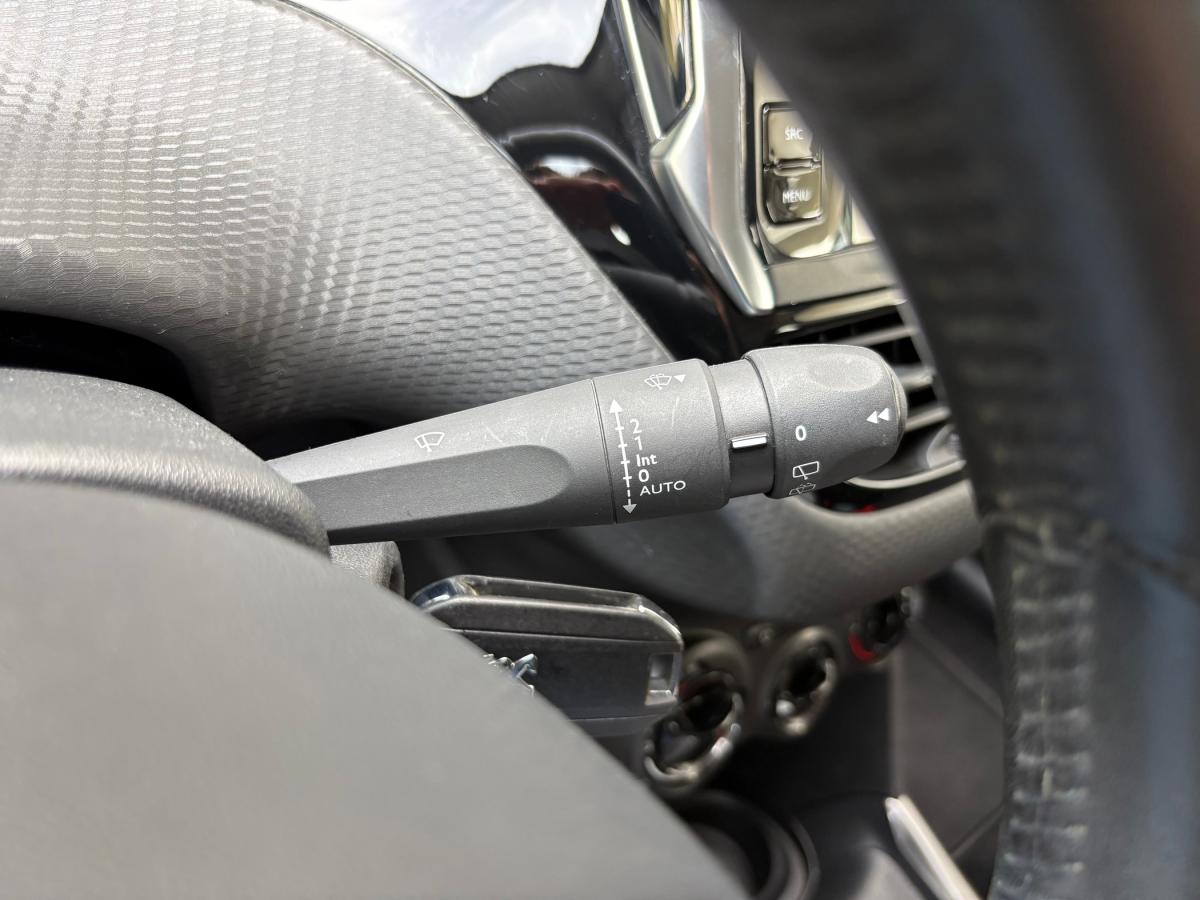 peugeot-2008-2017-gasolina-1199cc