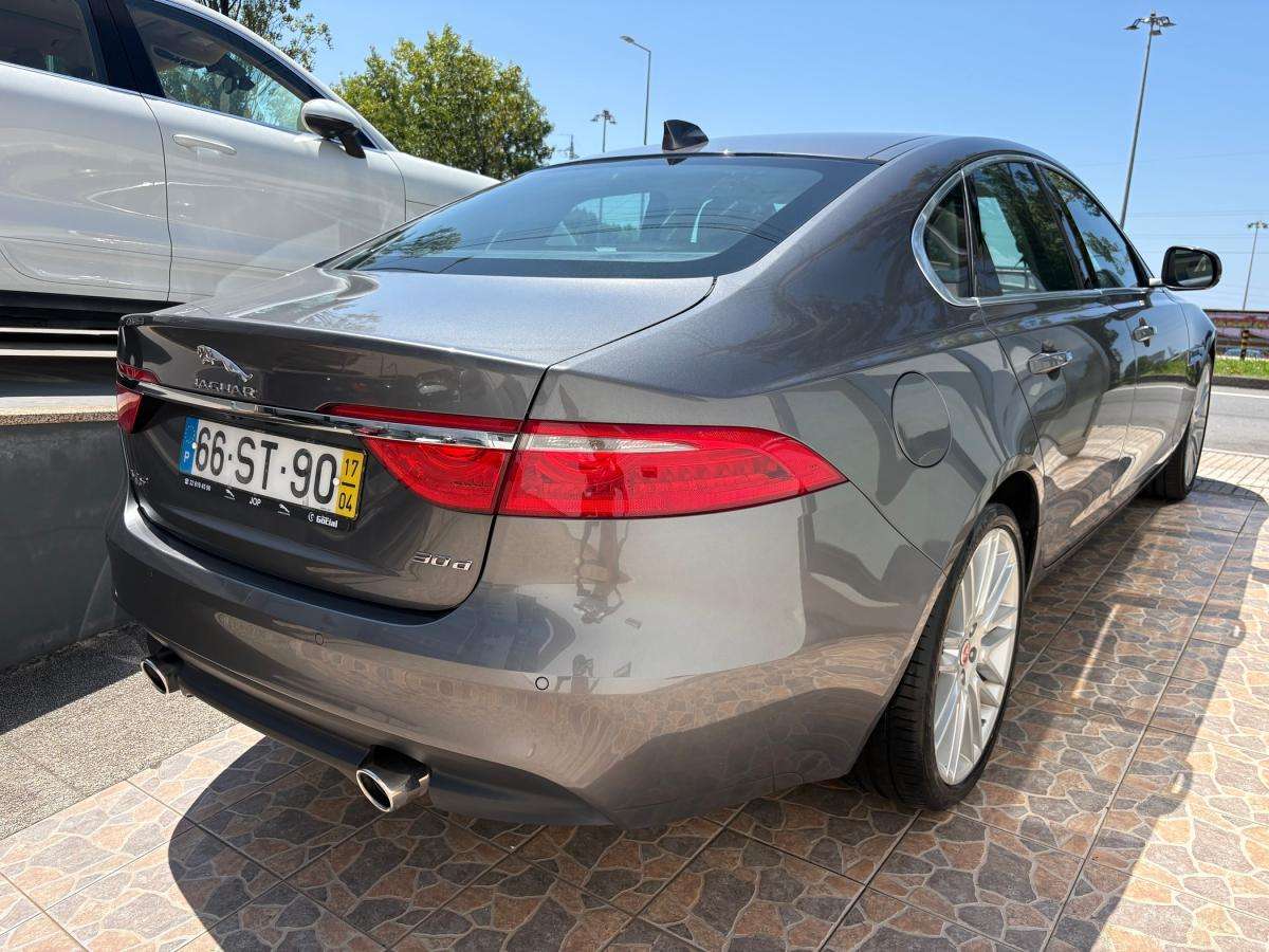 jaguar-xf-2017-diesel-2993cc