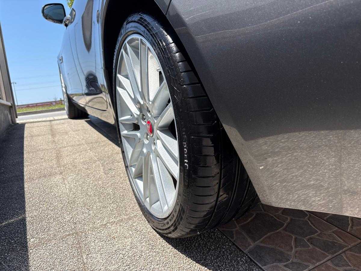 jaguar-xf-2017-diesel-2993cc