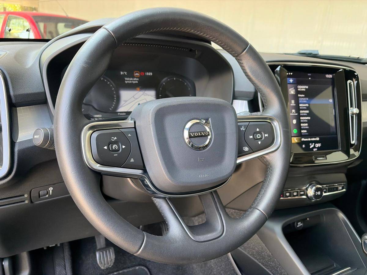 volvo-xc40-2019-diesel-1969cc