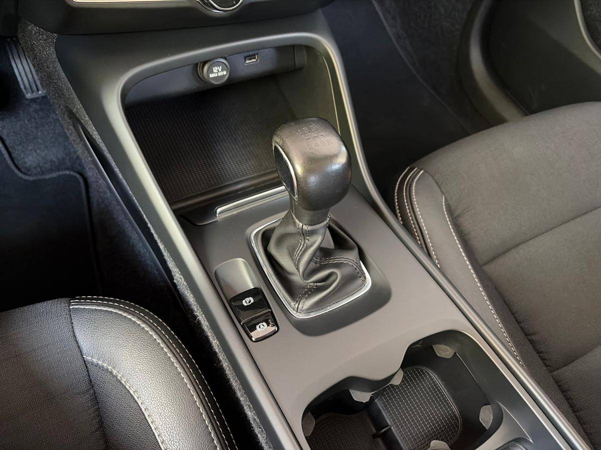volvo-xc40-2019-diesel-1969cc