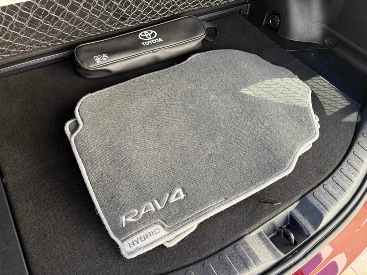 toyota-rav4-2017-hibrido-a-gasolina-2494cc
