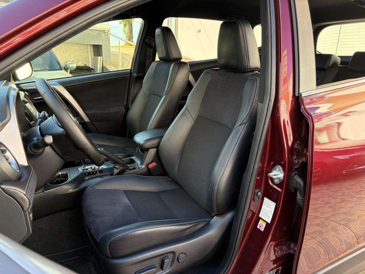 toyota-rav4-2017-hibrido-a-gasolina-2494cc