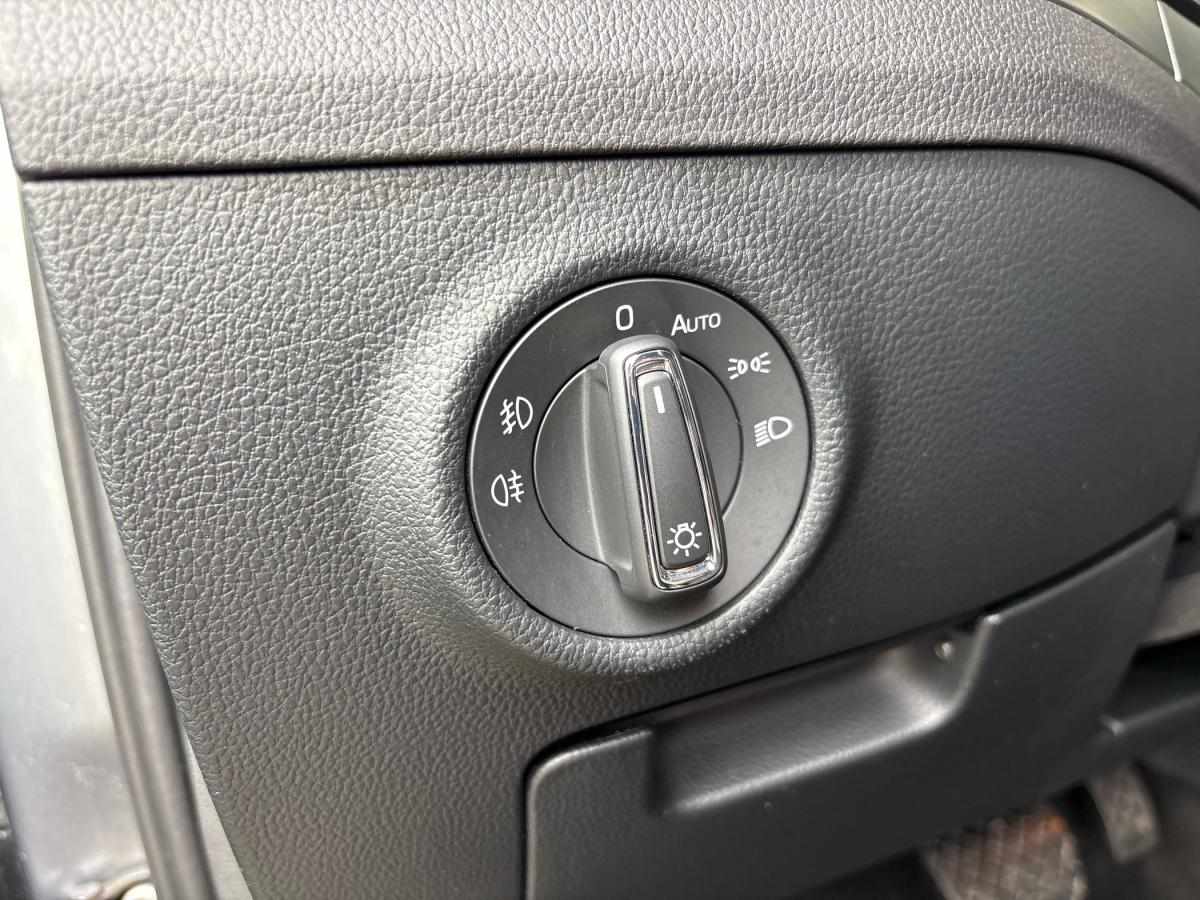skoda-superb-2018-diesel-1598cc
