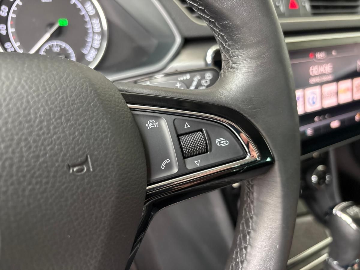 skoda-superb-2018-diesel-1598cc