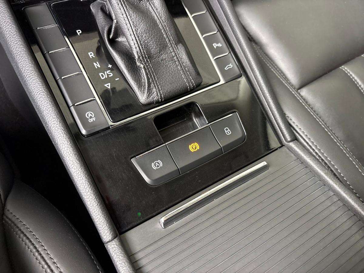 skoda-superb-2018-diesel-1598cc