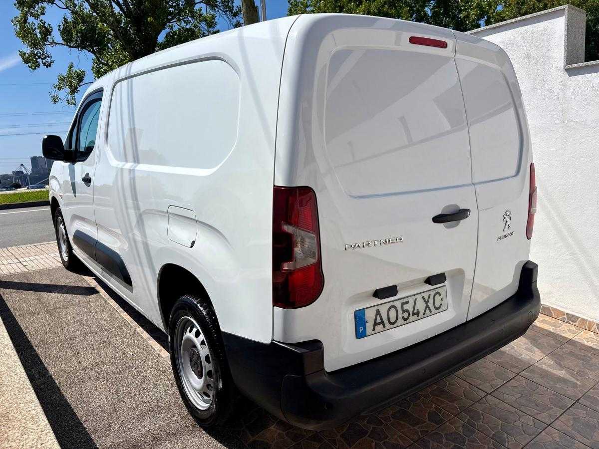 peugeot-partner-2022-diesel-1499cc