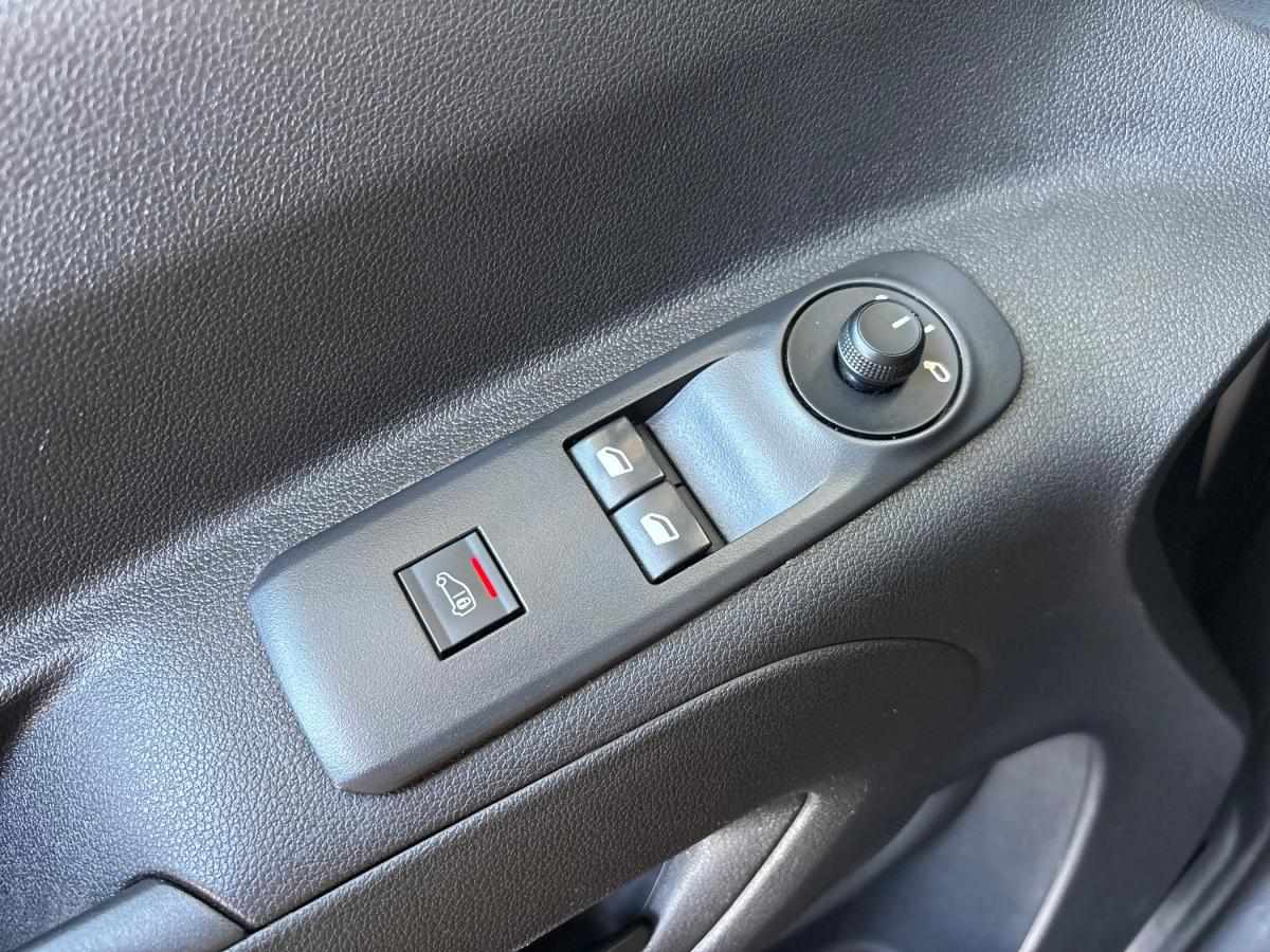 peugeot-partner-2022-diesel-1499cc