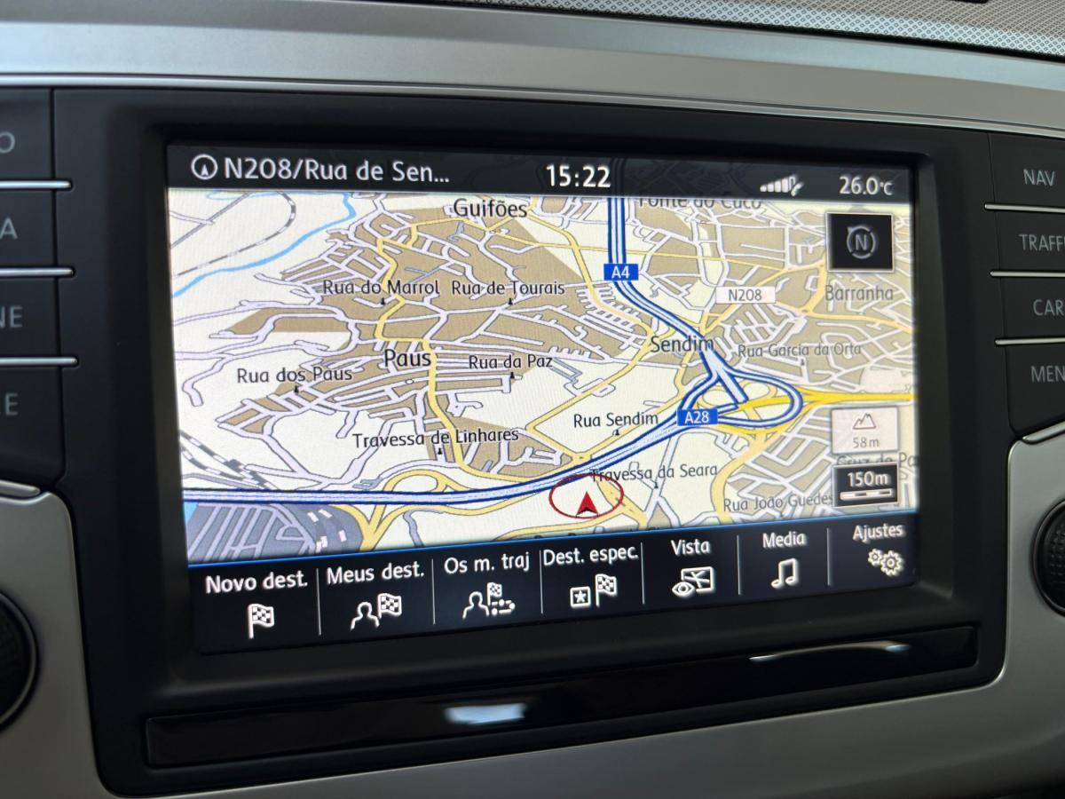 volkswagen-passat-variant-2015-diesel-1968cc