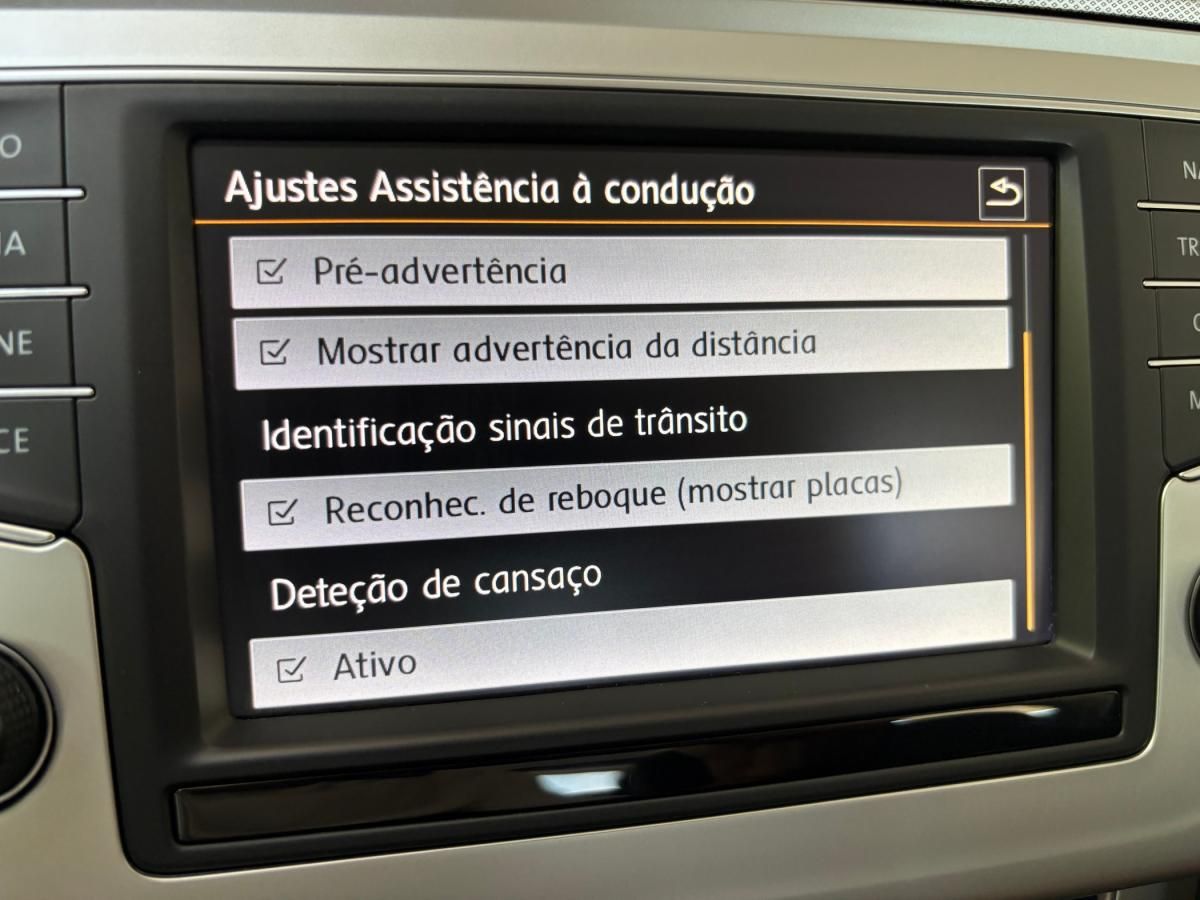volkswagen-passat-variant-2015-diesel-1968cc
