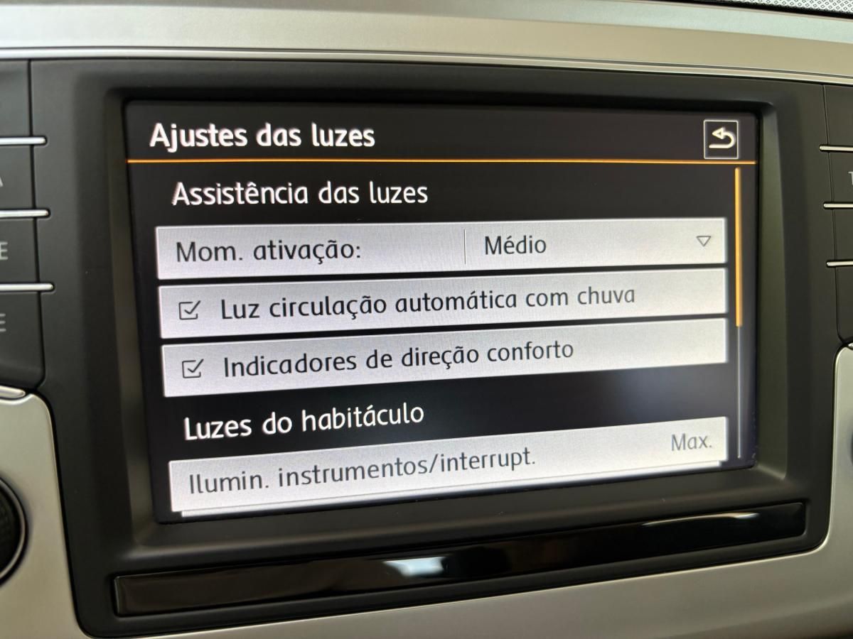 volkswagen-passat-variant-2015-diesel-1968cc