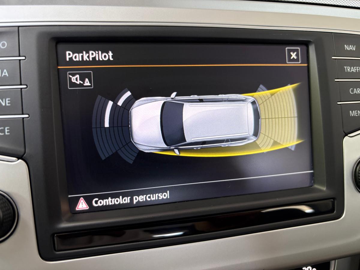volkswagen-passat-variant-2015-diesel-1968cc