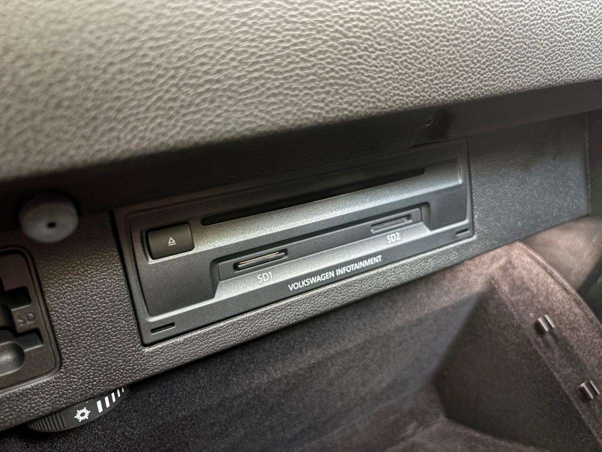 volkswagen-passat-variant-2015-diesel-1968cc