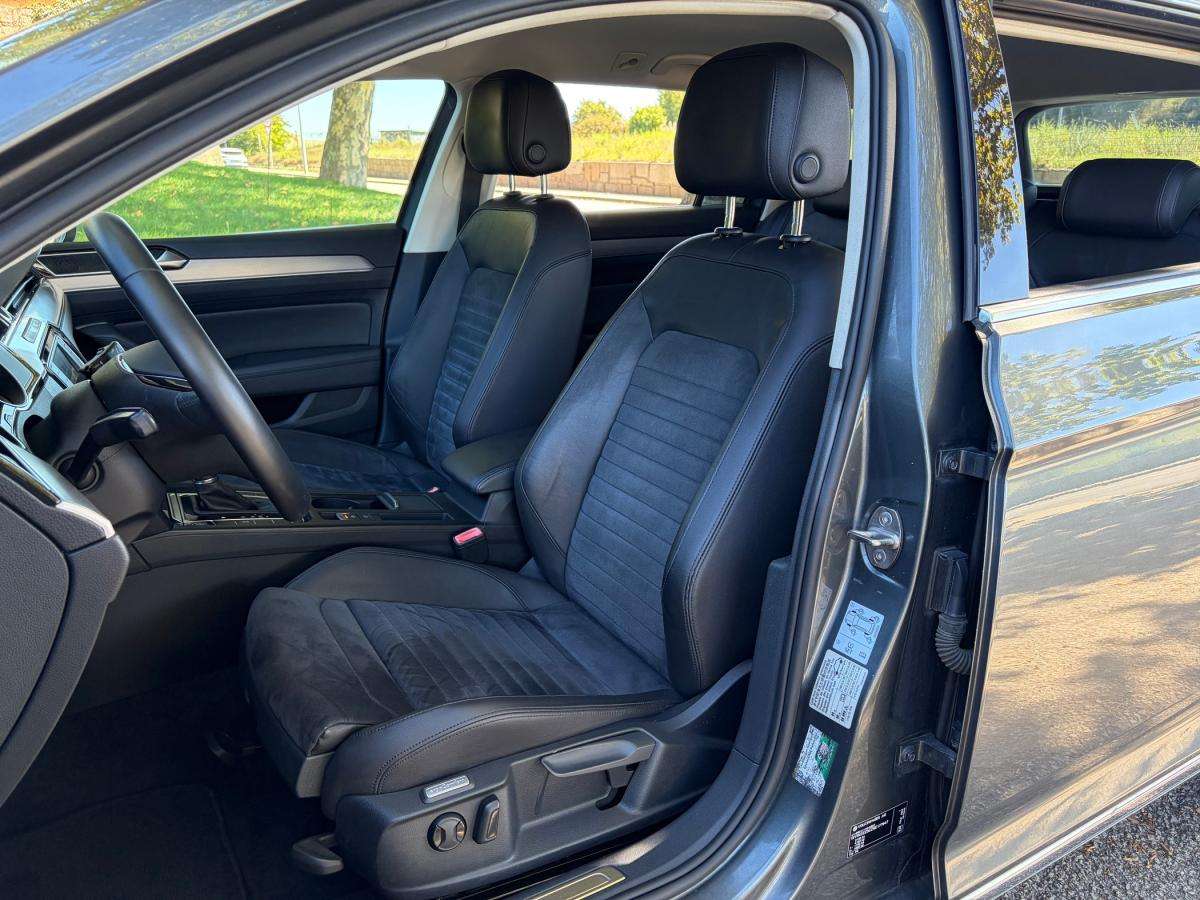 volkswagen-passat-variant-2016-diesel-1968cc