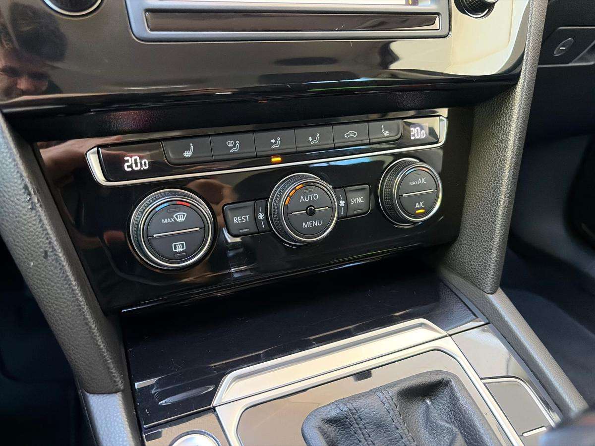 volkswagen-passat-variant-2016-diesel-1968cc