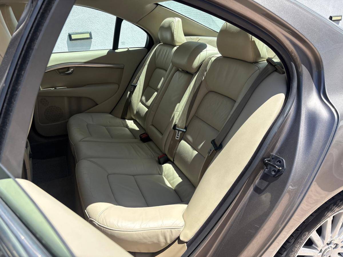 volvo-s80-2007-diesel-2400cc
