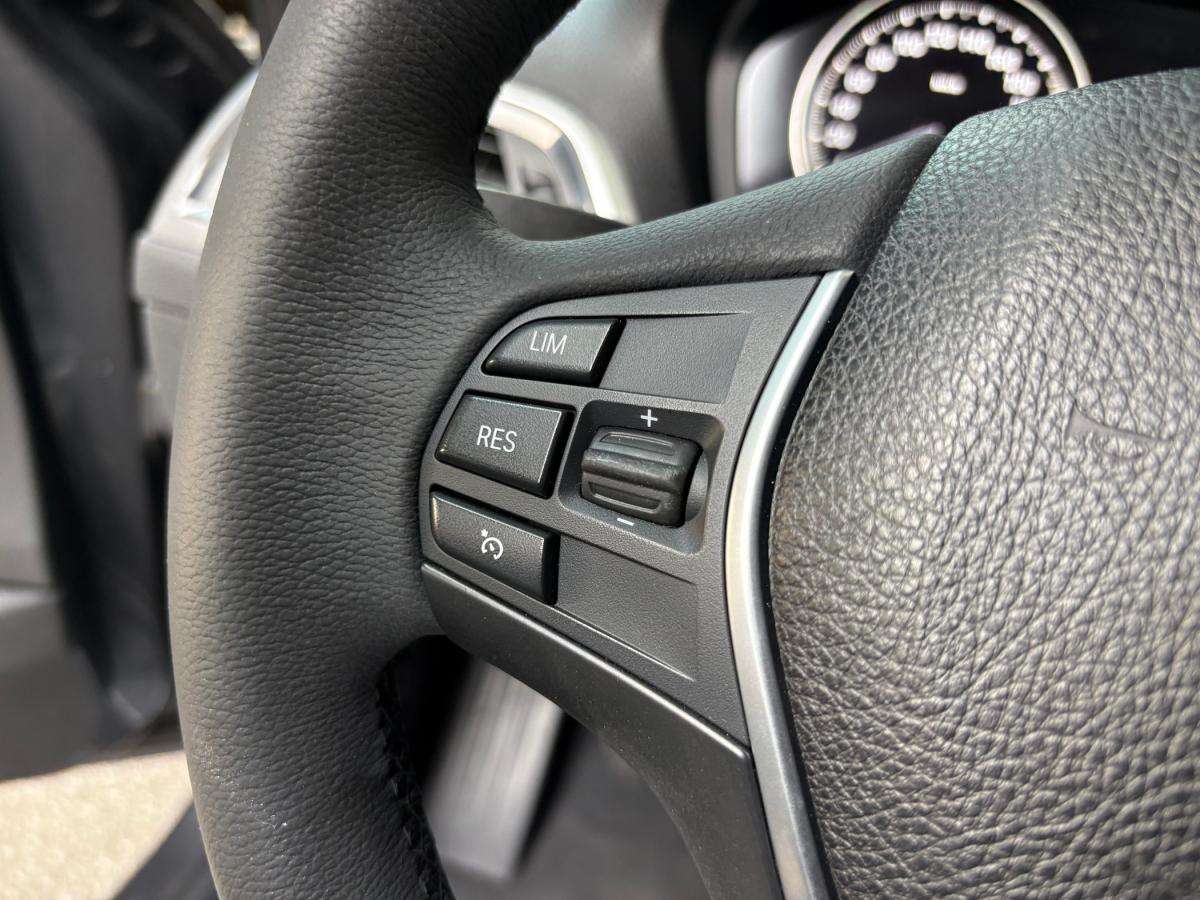 bmw-serie-1-2018-diesel-1496cc