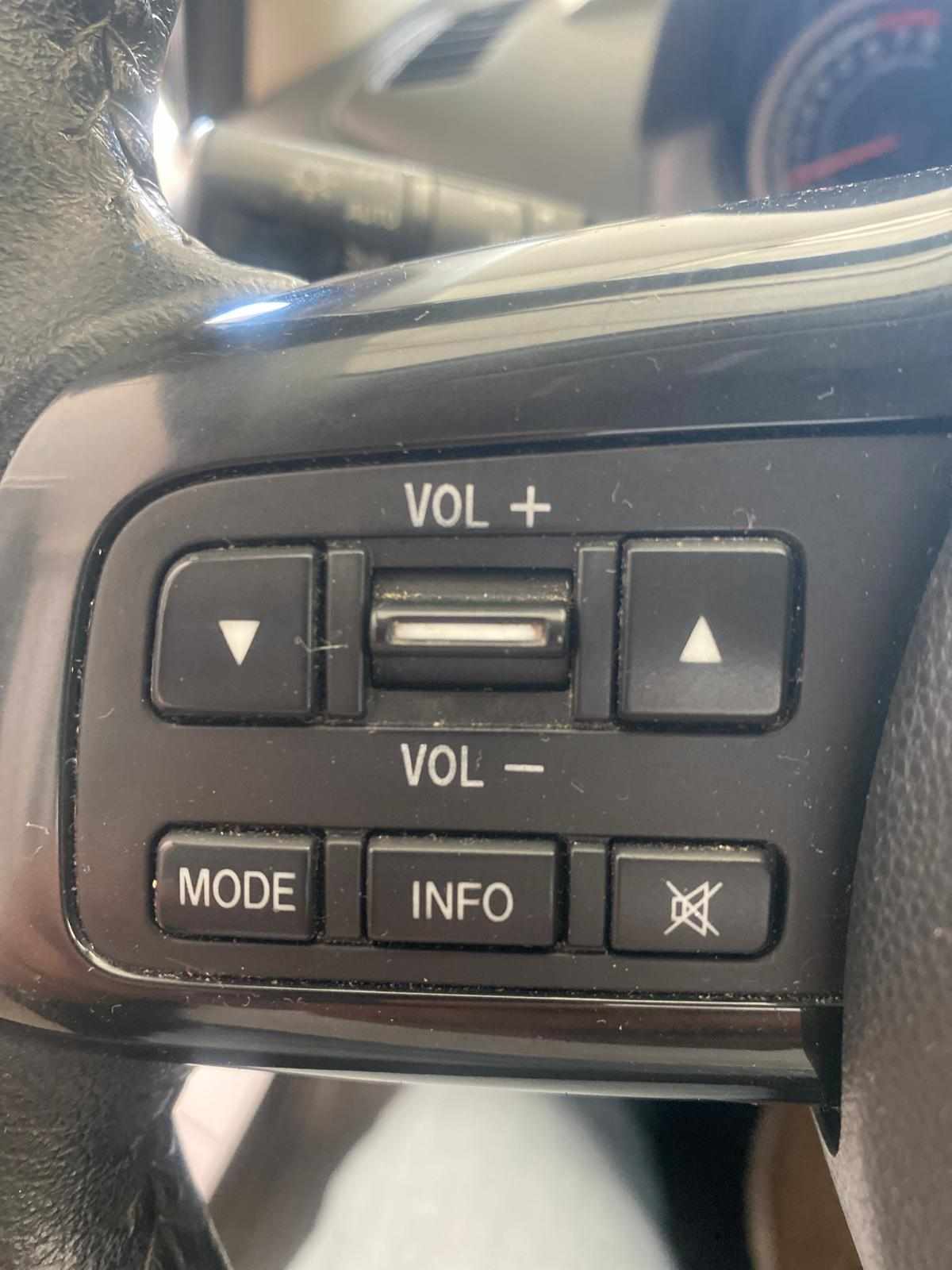 mazda-2-1-3-2014-gasolina-1349cc