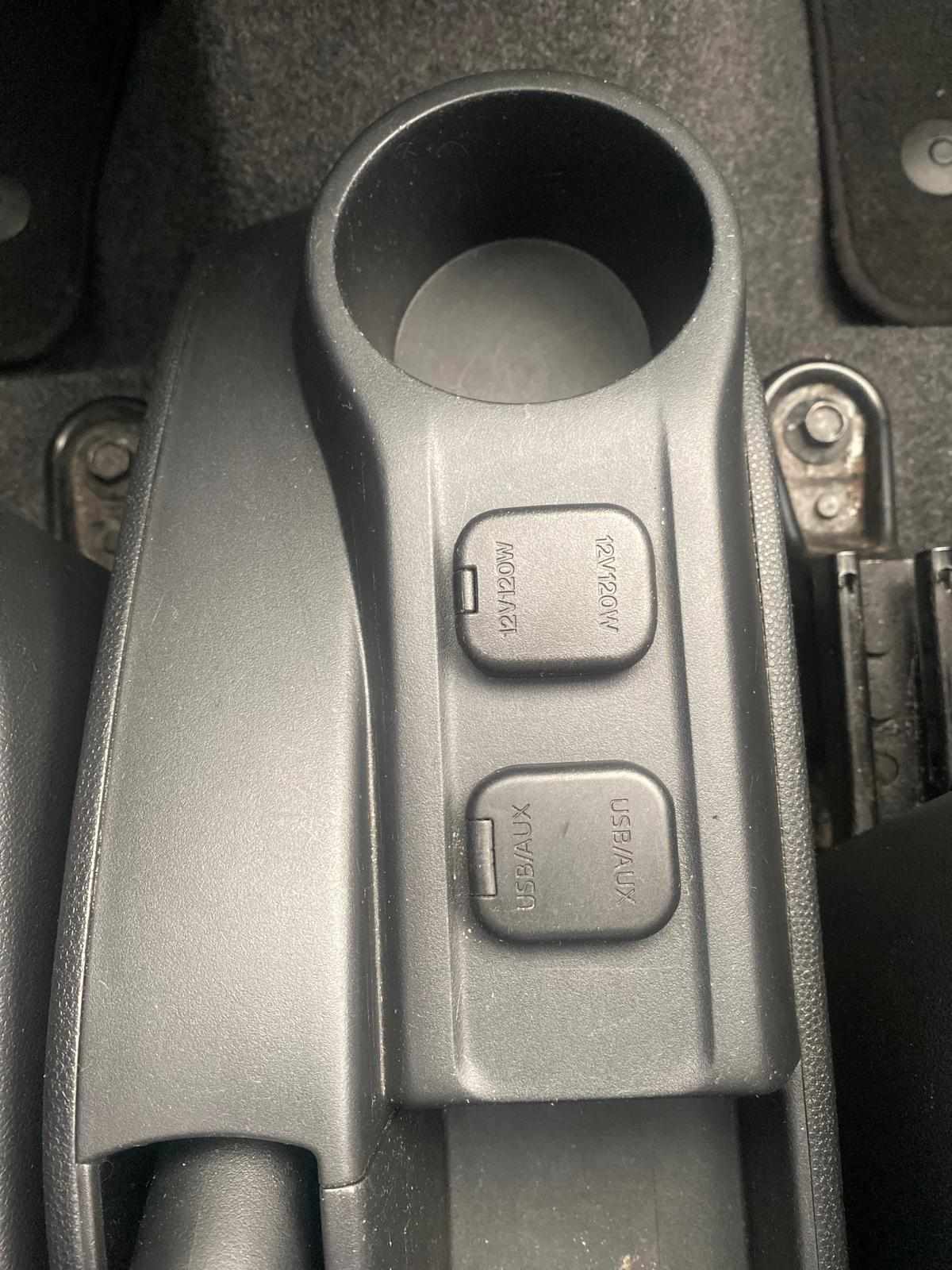 mazda-2-1-3-2014-gasolina-1349cc