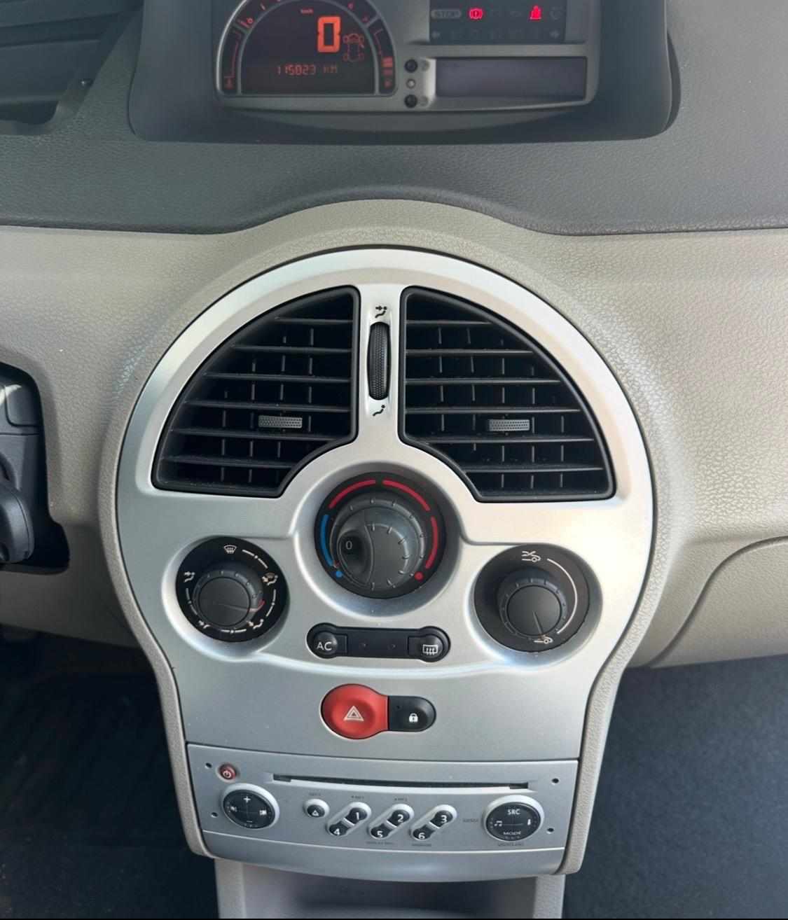 renault-modus-1-2-2006-gasolina-1149cc