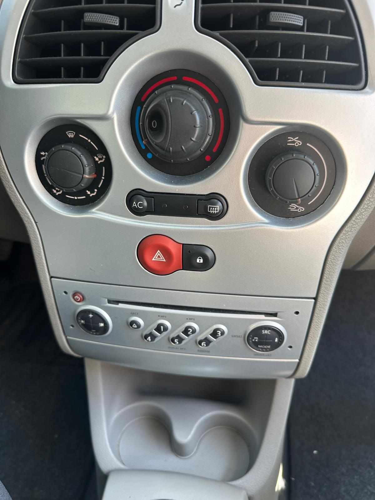 renault-modus-1-2-2006-gasolina-1149cc