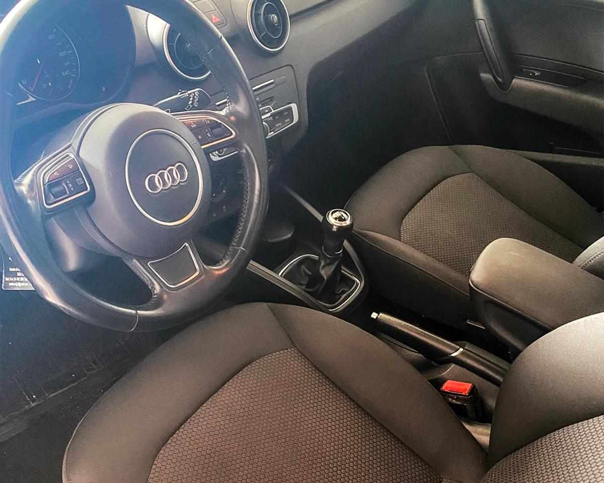 audi-a1-1-0-tfsi-2016-gasolina-999cc