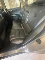 volvo-xc60-2-0-drive-2011-diesel-1984cc