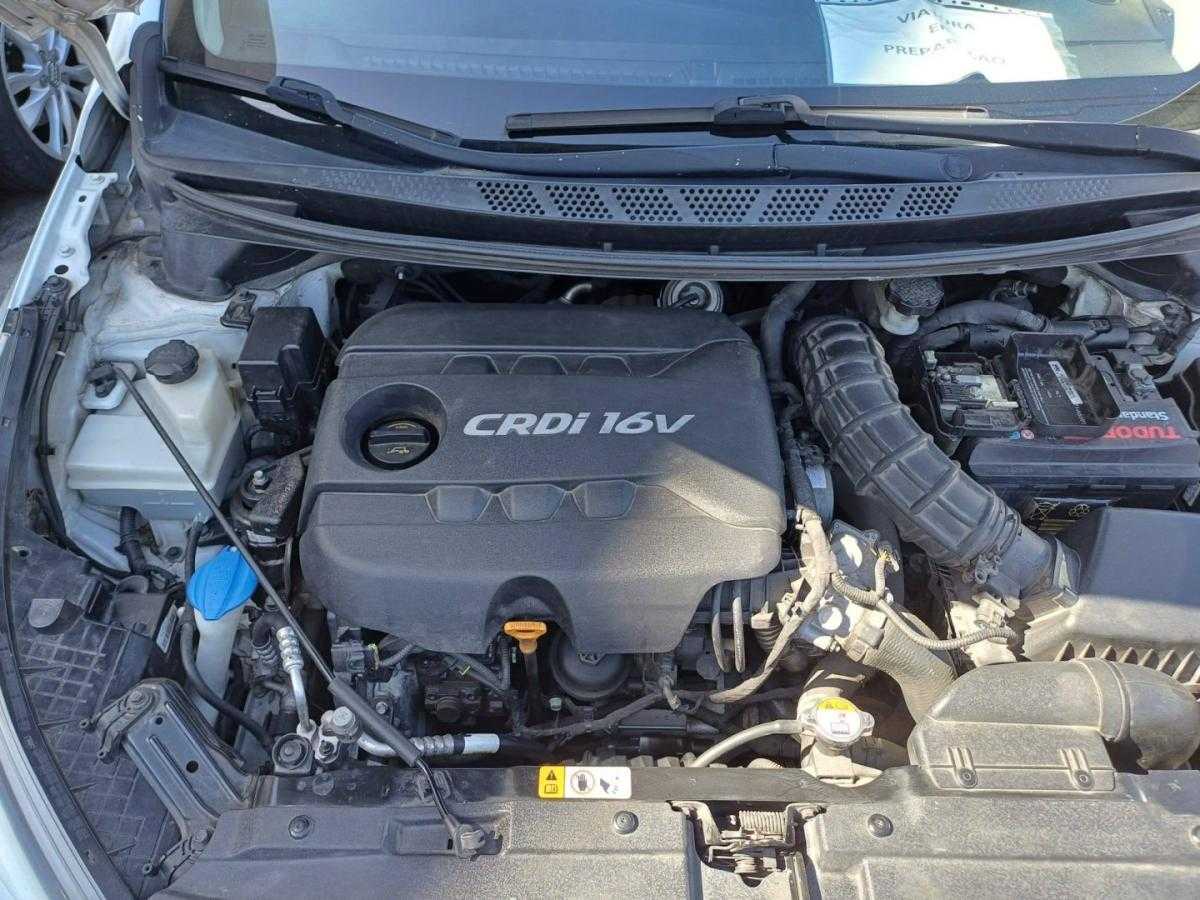 kia-ceed-sw-2015-diesel-1598cc