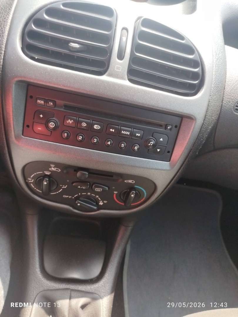 peugeot-206-2006-gasolina-1124cc