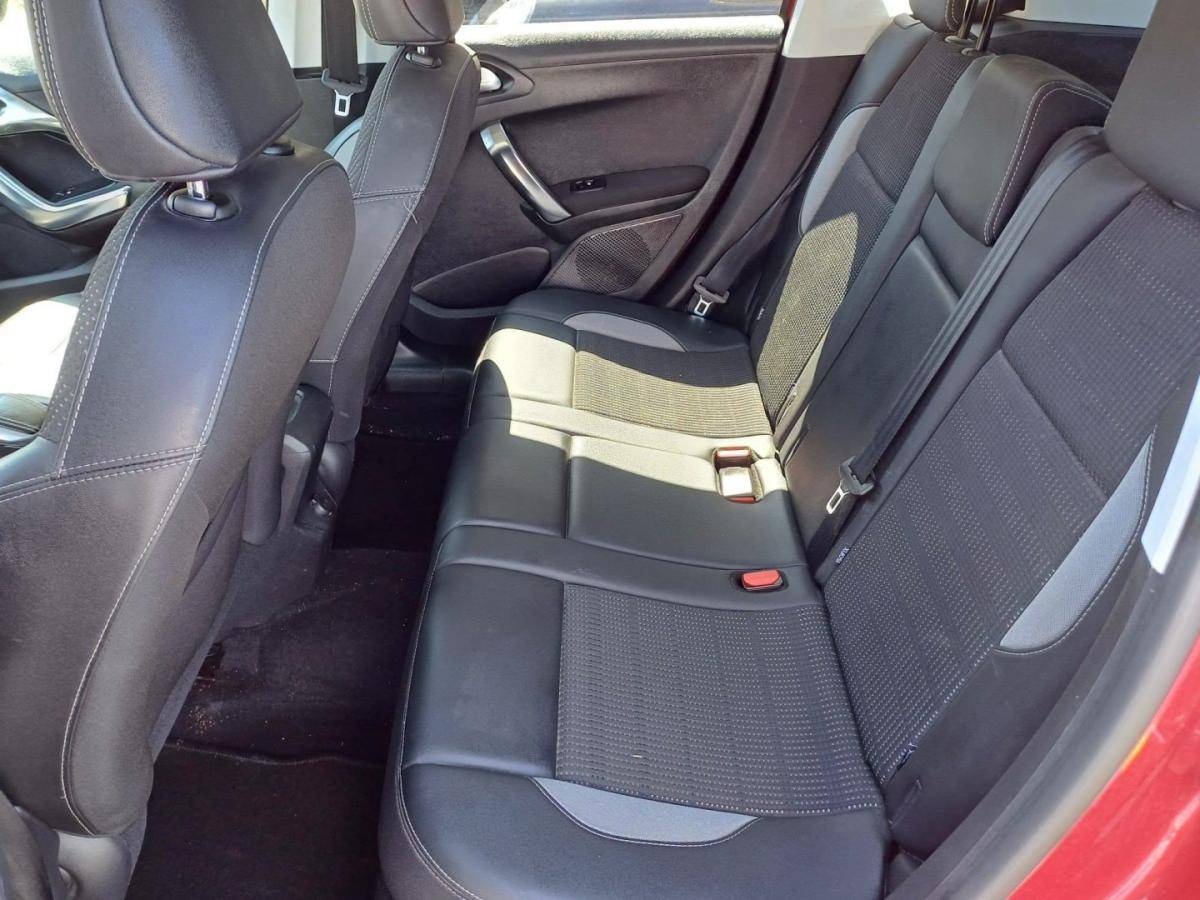 peugeot-2008-2017-gasolina-1199cc