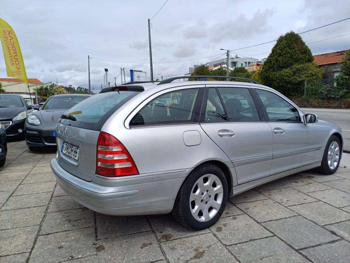 mercedes-benz-classe-c-2004-diesel-2151cc
