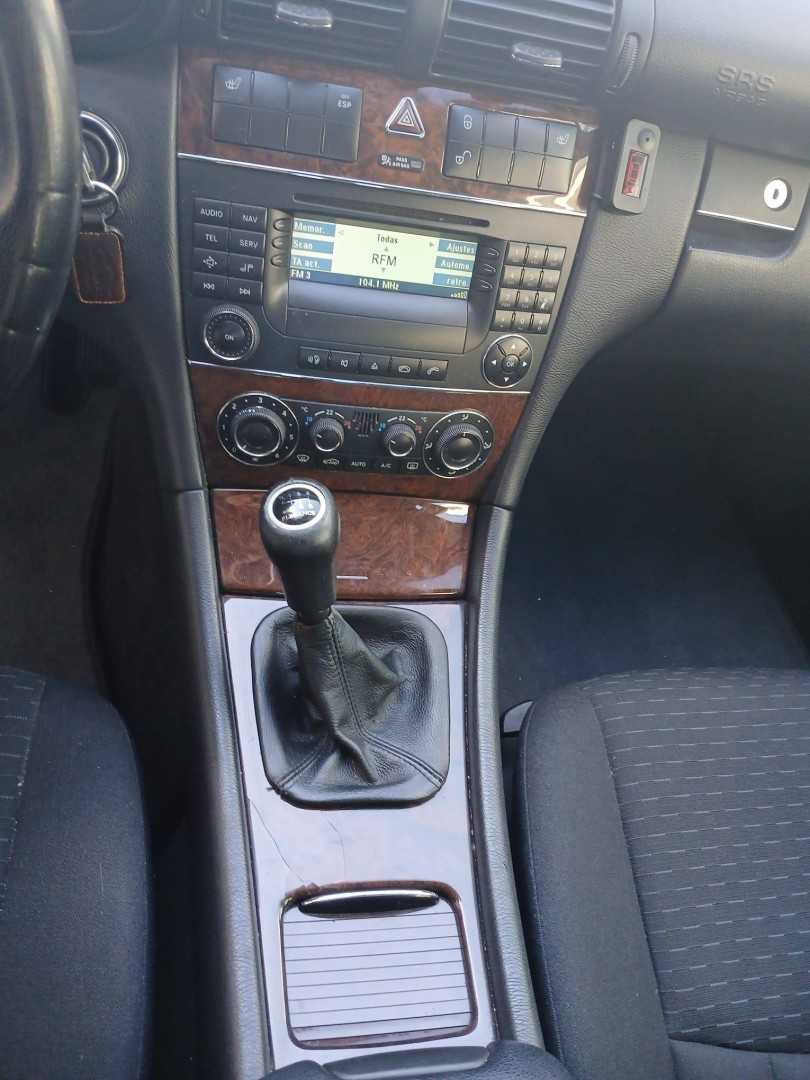 mercedes-benz-classe-c-2004-diesel-2151cc