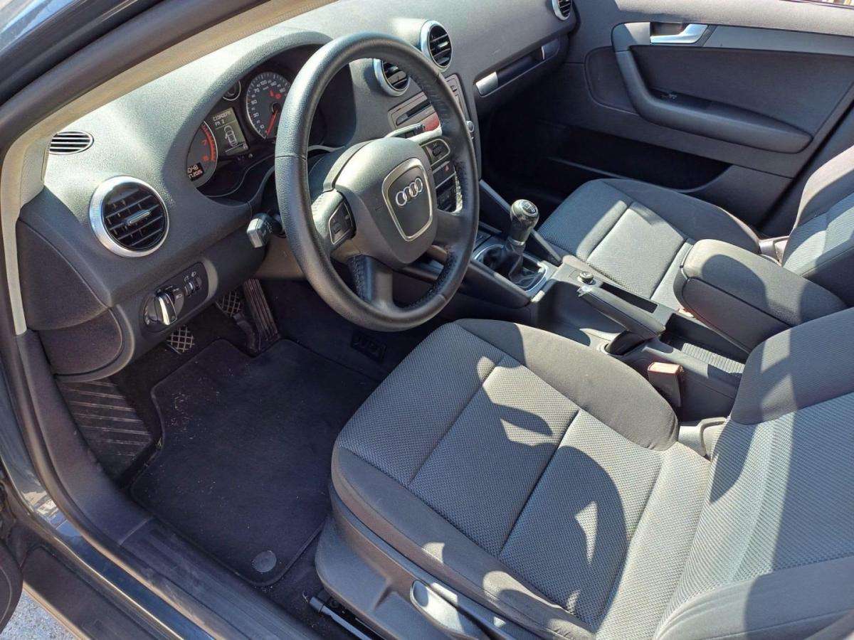 audi-a3-sportback-2010-gasolina-1197cc