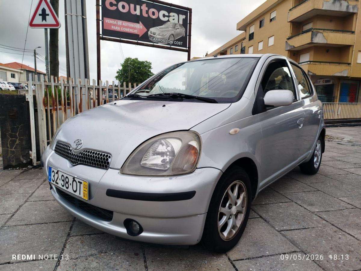toyota-yaris-2000-gasolina-998cc