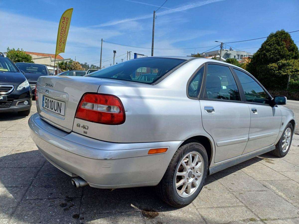 volvo-v40-2003-gasolina-1587cc