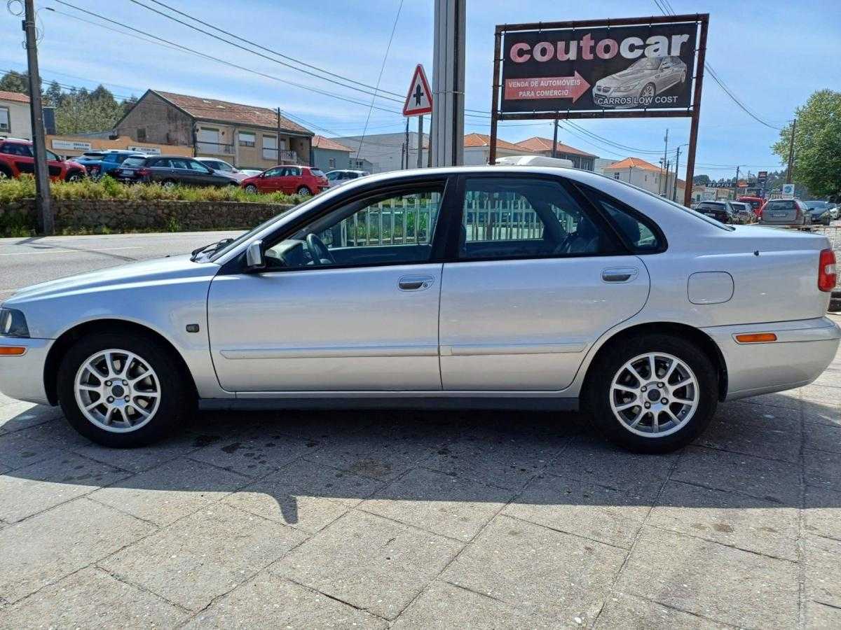 volvo-v40-2003-gasolina-1587cc