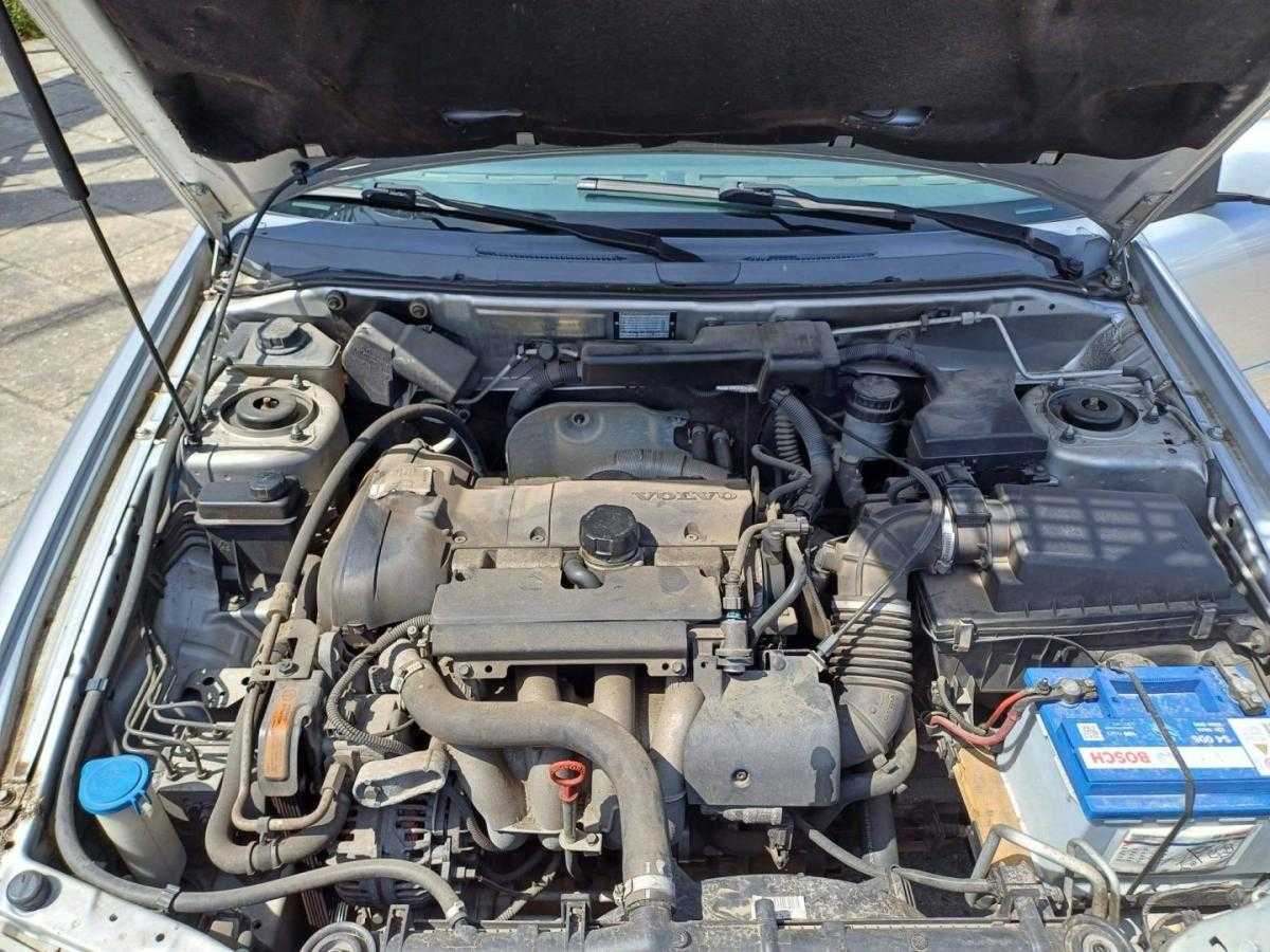 volvo-v40-2003-gasolina-1587cc