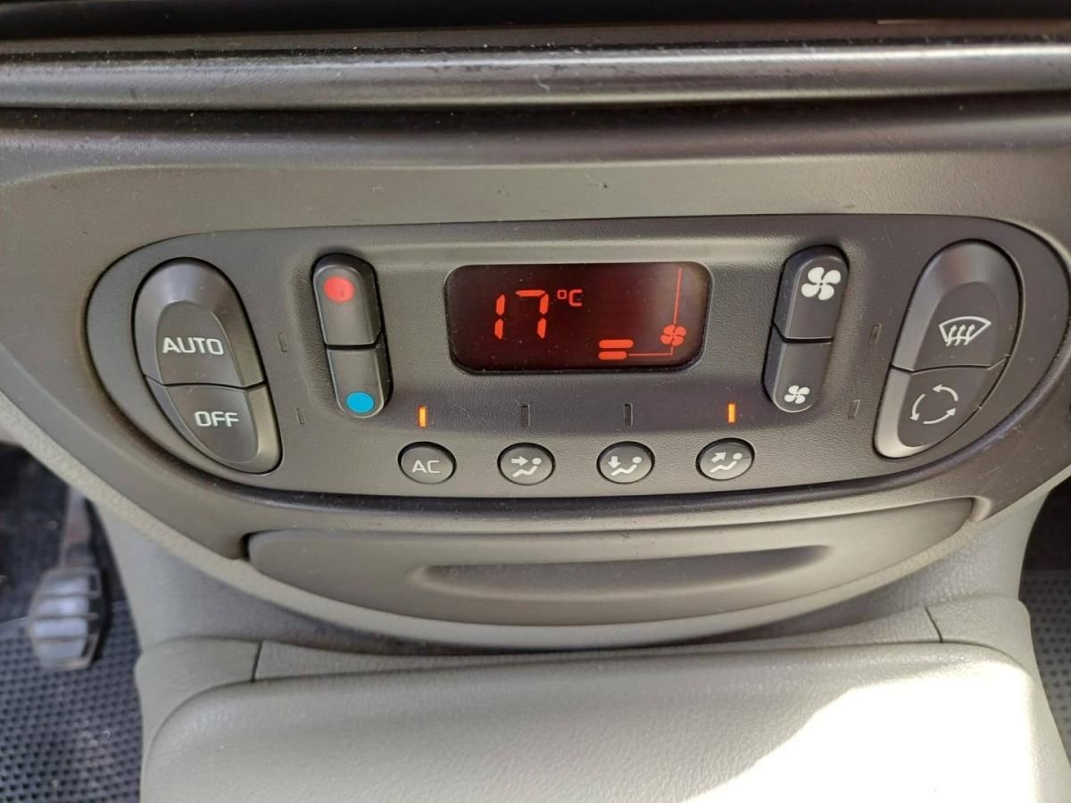 renault-scenic-2001-gasolina-1390cc