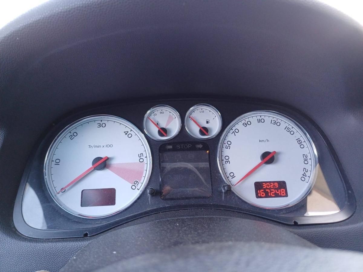 peugeot-307-2007-diesel-1560cc