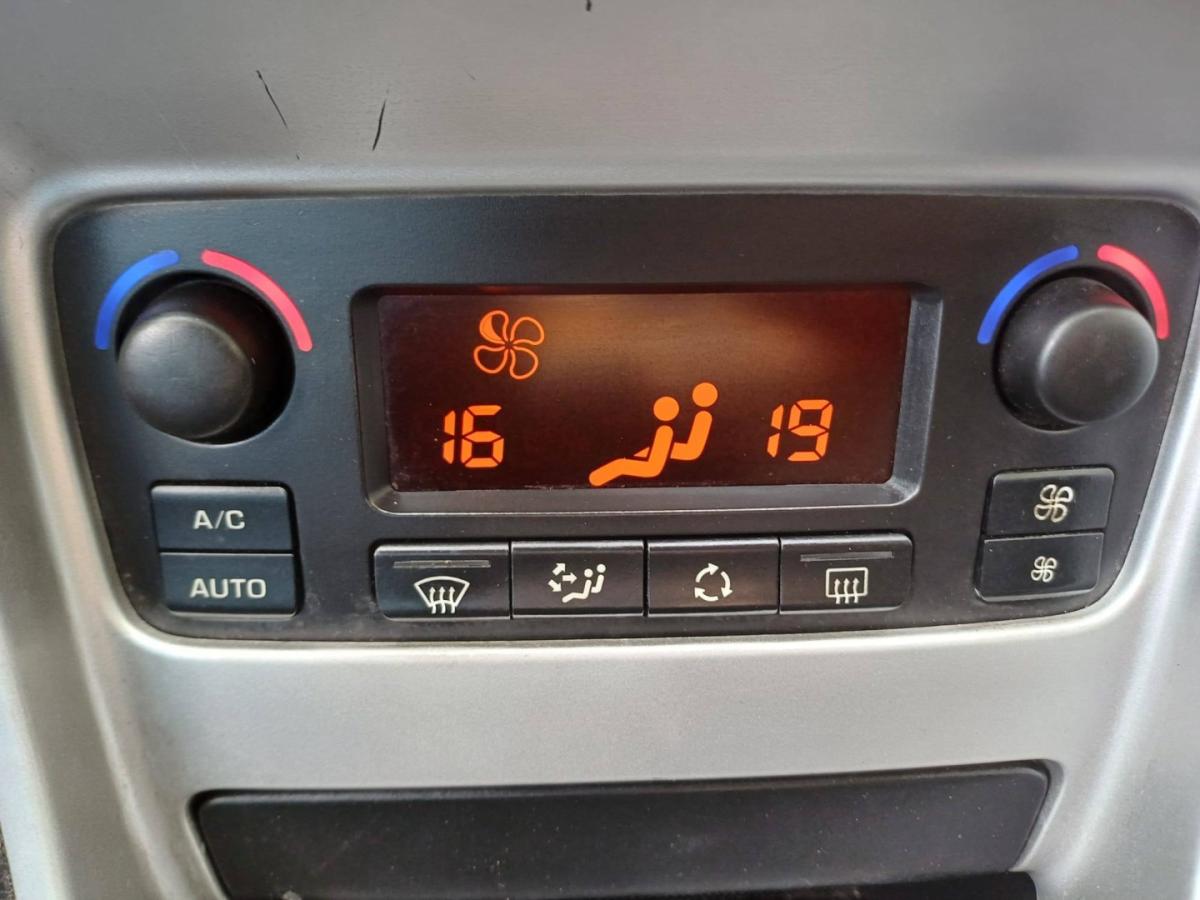 peugeot-307-2007-diesel-1560cc