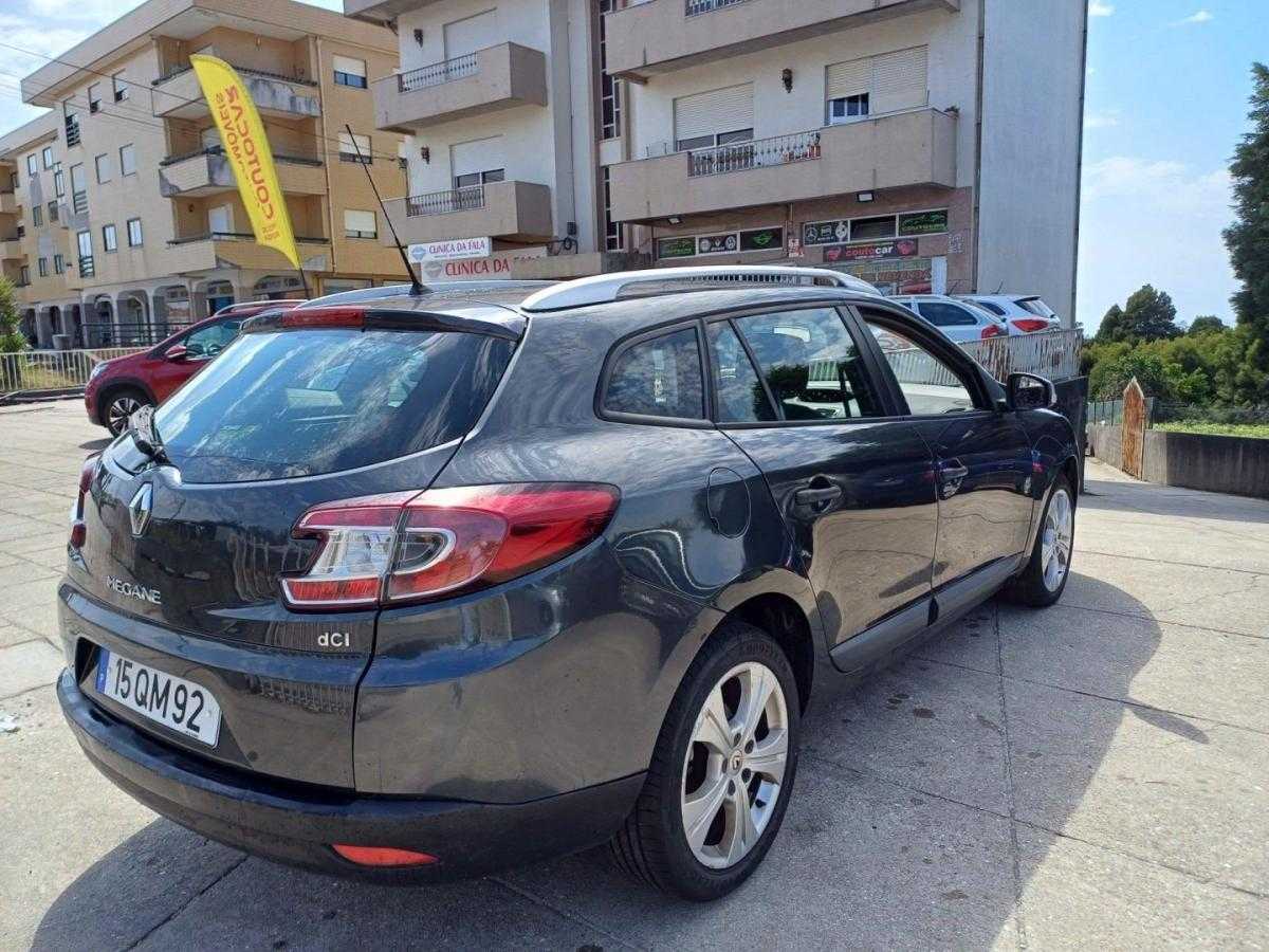 renault-megane-sport-tourer-2012-diesel-1461cc