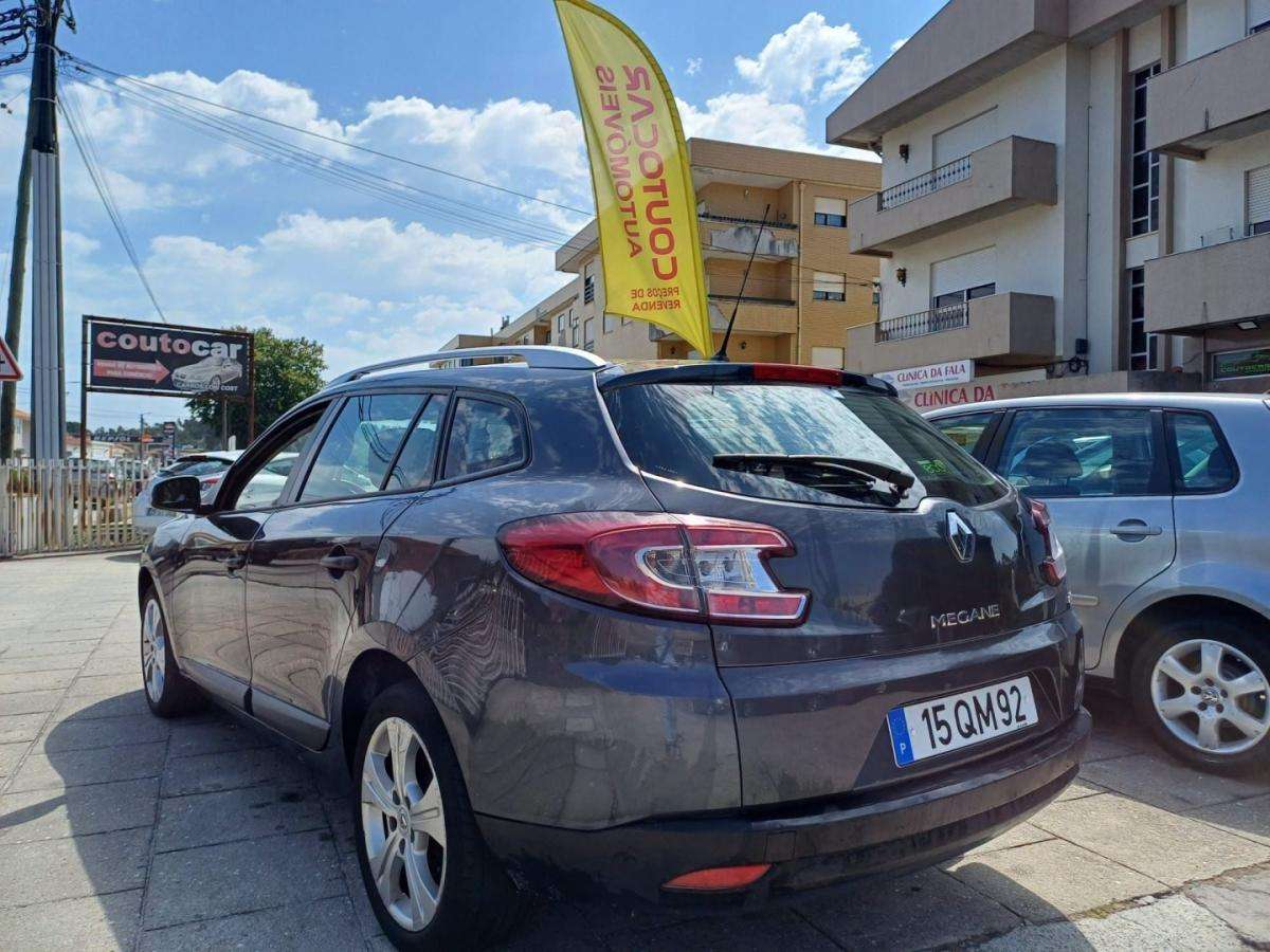 renault-megane-sport-tourer-2012-diesel-1461cc
