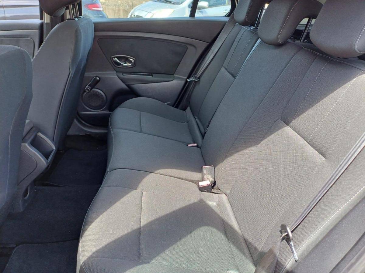 renault-megane-sport-tourer-2012-diesel-1461cc