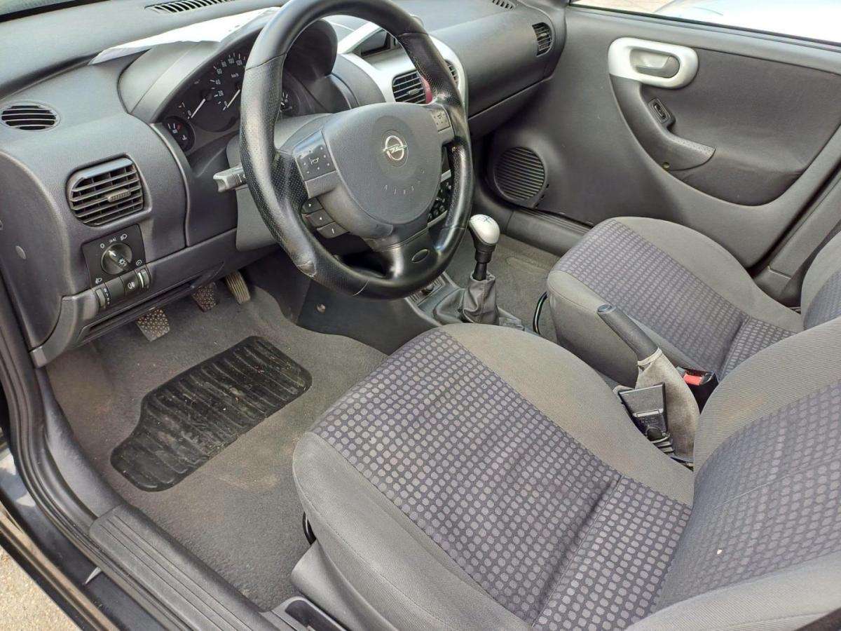 opel-corsa-2001-diesel-1686cc