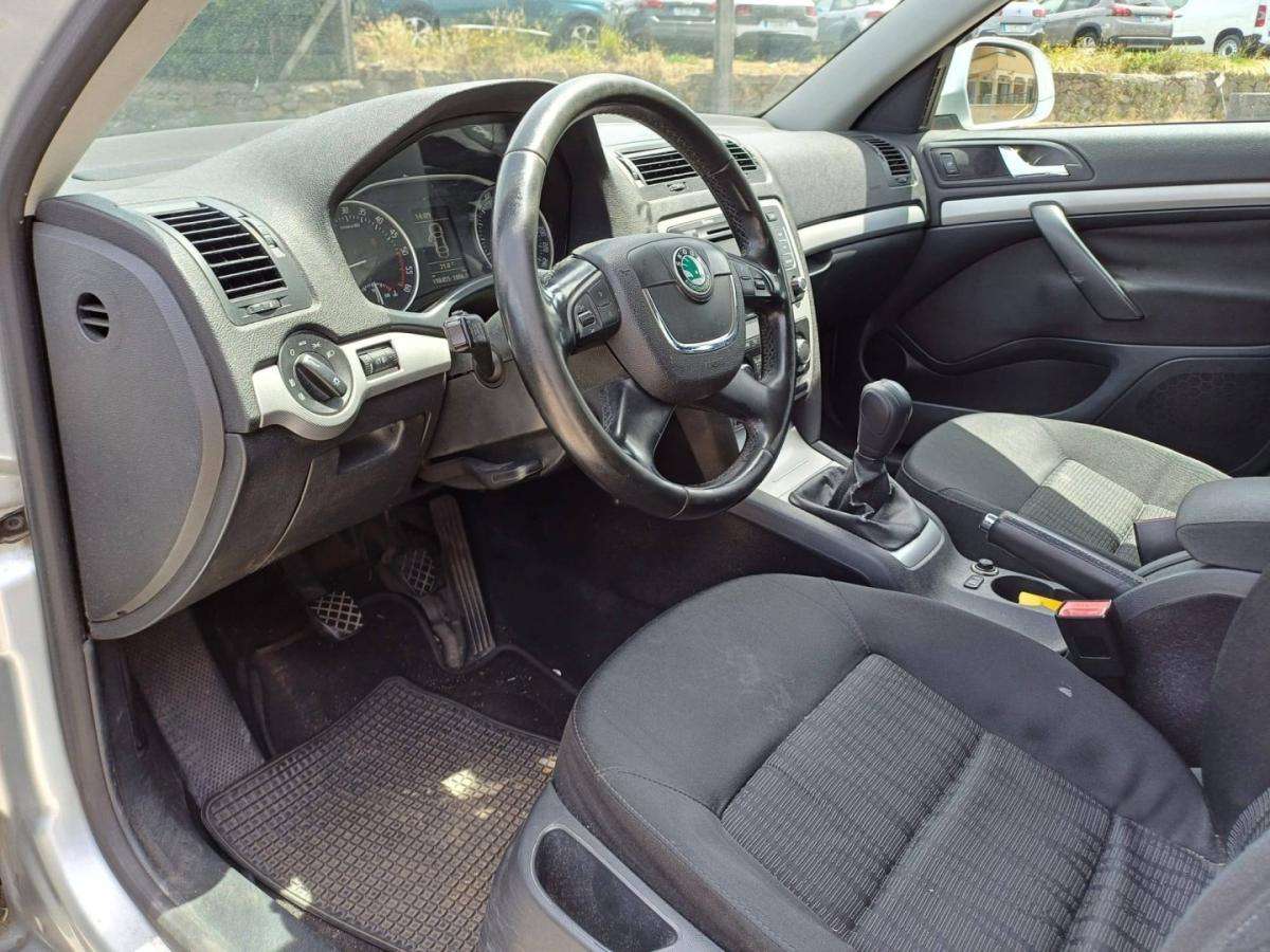 skoda-octavia-2010-diesel-1598cc