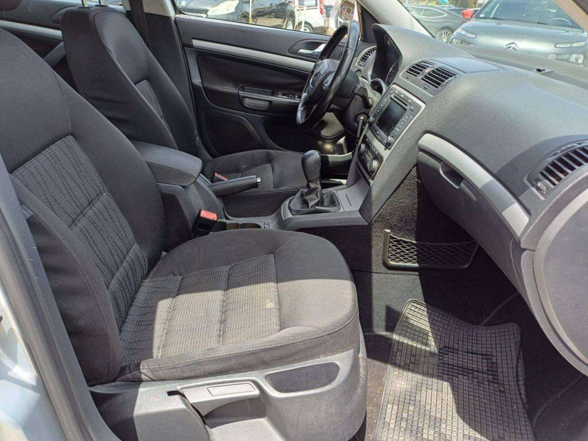 skoda-octavia-2010-diesel-1598cc