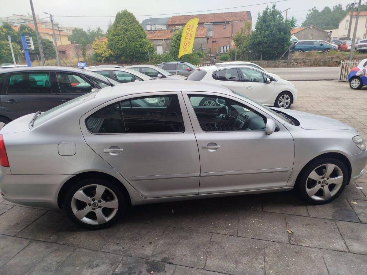 skoda-octavia-2010-diesel-1598cc