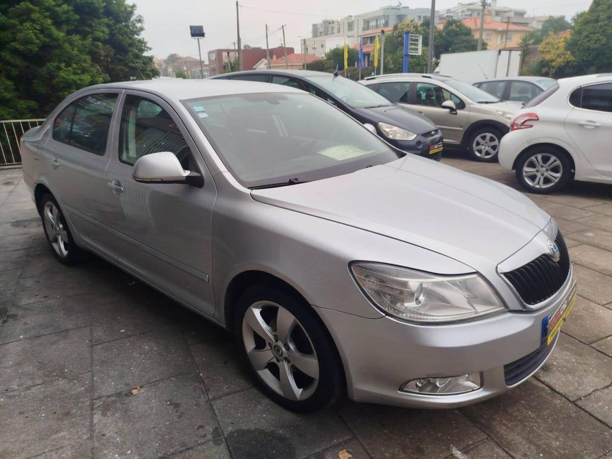 skoda-octavia-2010-diesel-1598cc