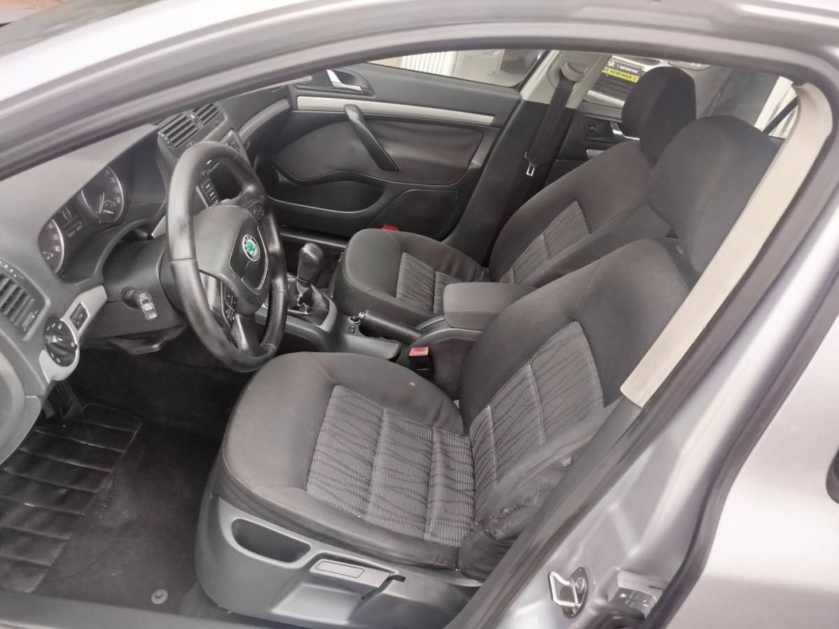 skoda-octavia-2010-diesel-1598cc